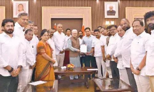 BRS knocks at Governor’s door; demands probe into Singareni ops