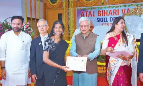 Governor,  Union Minister showcase transformative schemes for women