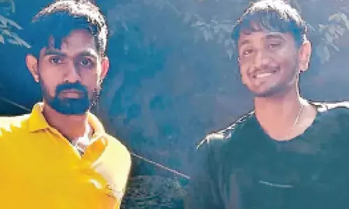 Heroic rescue averts tragedy at Ankola’s Vibhuti Falls