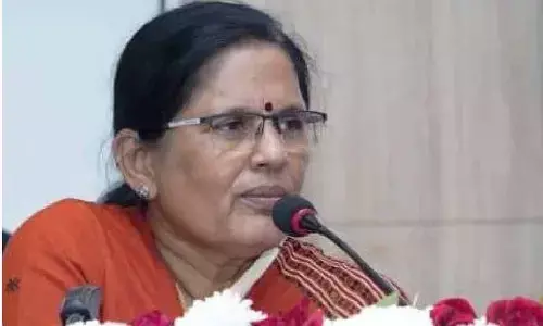 Share fruits with Anganwadi kids, says Parida