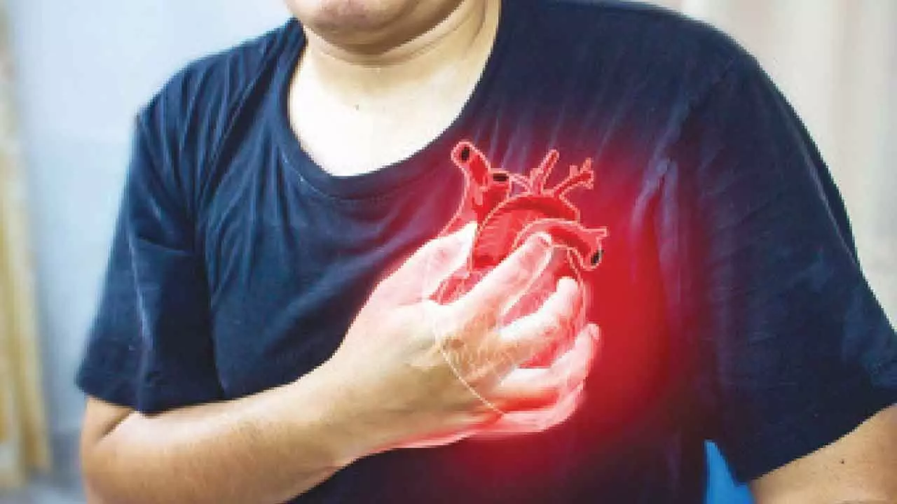 Men develop coronary heart disease years earlier than women: Study Men develop coronary heart disease years earlier than women: Study