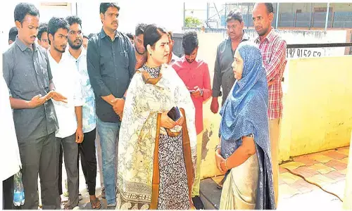 Collector inspects minority boys’ hostel