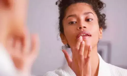 Protect and nourish your lips naturally