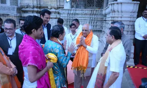 Gujarat CM offers prayers at Dwarkadhish temple, reviews lion conservation efforts in Gir Gujarat CM offers prayers at Dwarkadhish temple, reviews lion conservation efforts in Gir
