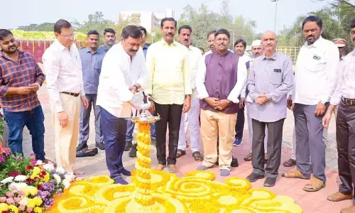 Flower exhibition inaugurated at Central Park
