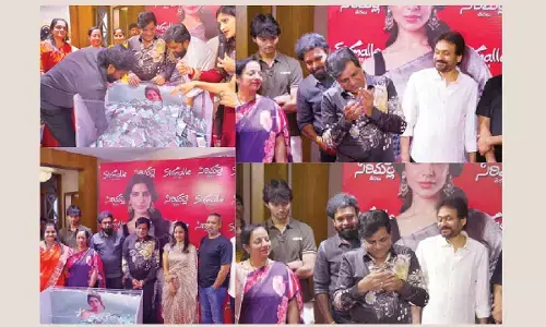 Ali celebrates sirimalle sarees winners Ali celebrates sirimalle sarees winners