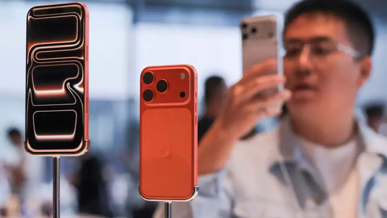 Apple May Push iPhone 18 to 2027 Amid Chip Crunch and Foldable iPhone Plans Apple May Push iPhone 18 to 2027 Amid Chip Crunch and Foldable iPhone Plans