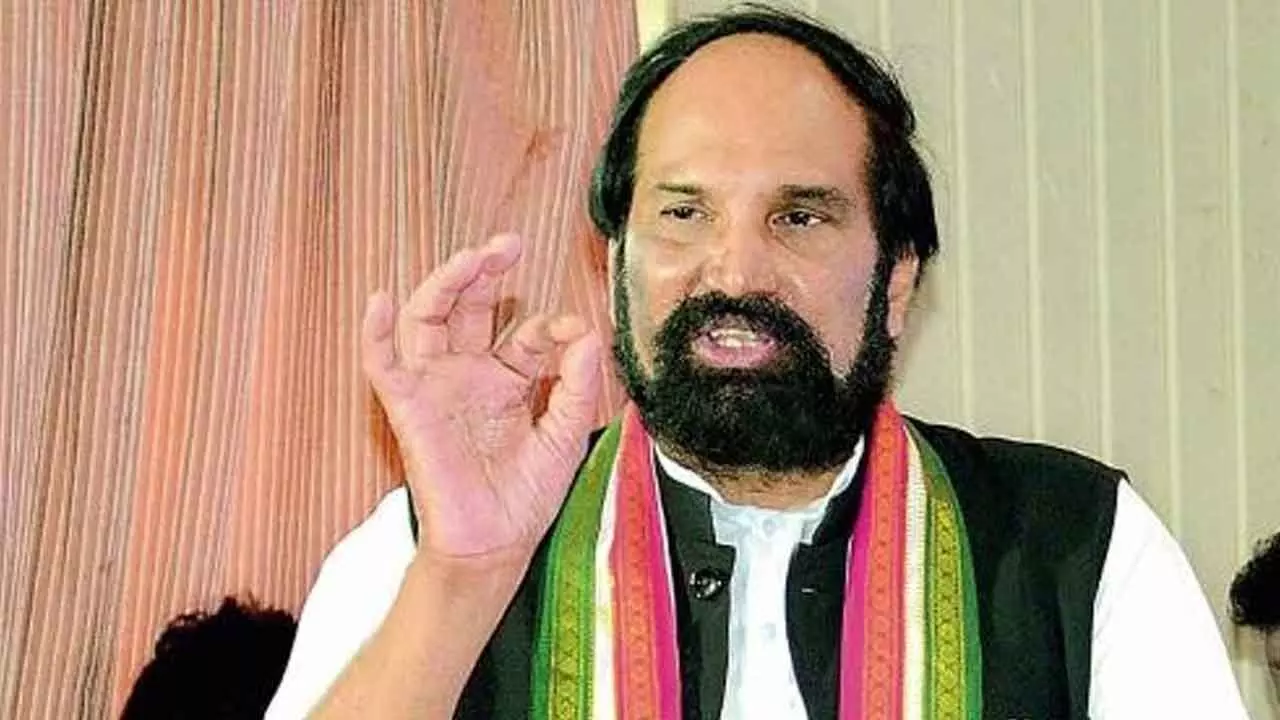 Uttam blasts BRS for historic water betrayal Uttam blasts BRS for historic water betrayal