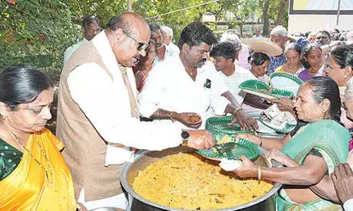 Service prog held to mark Gandhiji’s 78th death anniversary Service prog held to mark Gandhiji’s 78th death anniversary