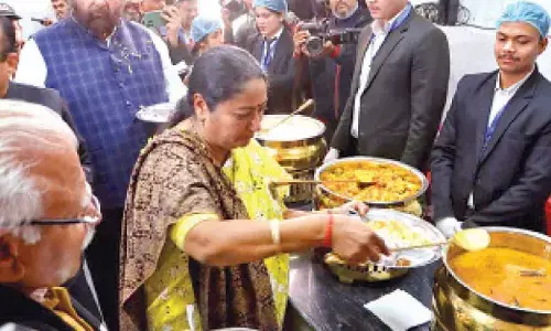 Delhi govt installs retina scanners at Atal canteens Delhi govt installs retina scanners at Atal canteens