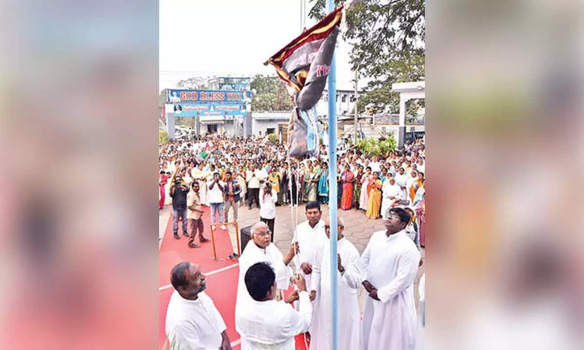 102nd ‘Gunadala Lourdes Matha’ festival begins 102nd ‘Gunadala Lourdes Matha’ festival begins