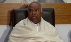 Union Budget shows lack of policy vision, political will: Mallikarjun Kharge
