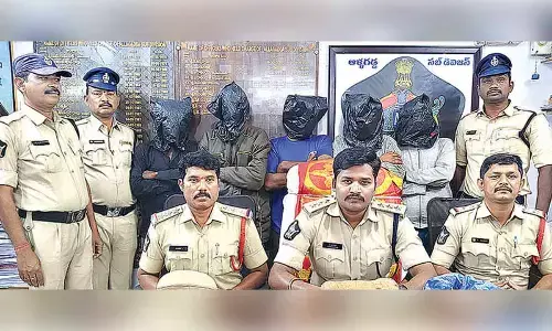 Ganja trafficking racket busted, five held, 6 Kg of contraband seized Ganja trafficking racket busted, five held, 6 Kg of contraband seized