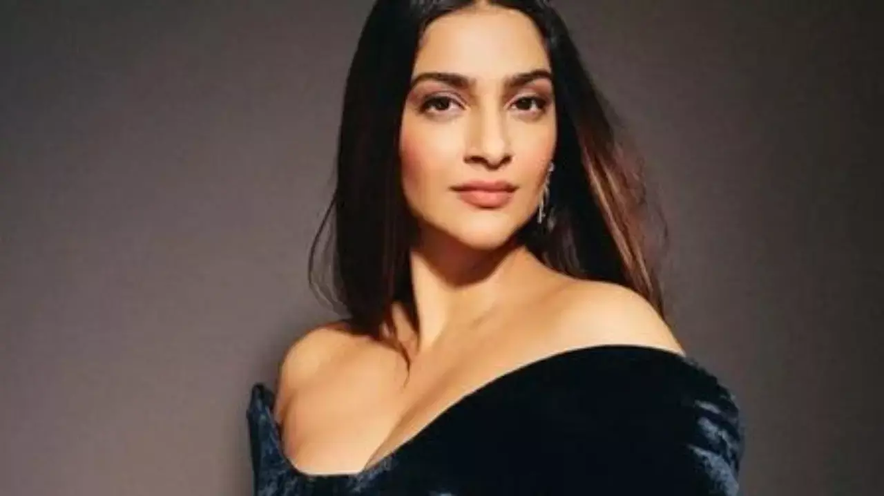 Sonam Kapoor apologises to husband Anand Ahuja for ‘always being right’ Sonam Kapoor apologises to husband Anand Ahuja for ‘always being right’