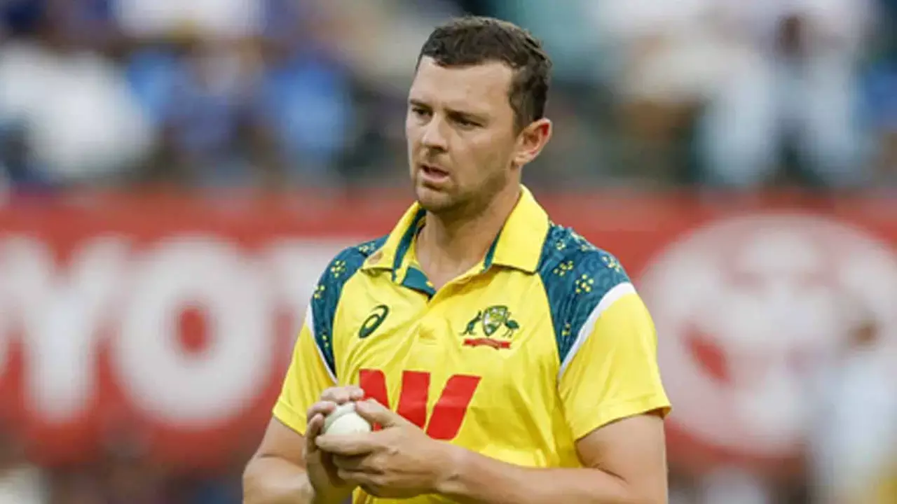 Hazlewood’s trying his best to be in T20 WC about halfway through: Cummins Hazlewood’s trying his best to be in T20 WC about halfway through: Cummins
