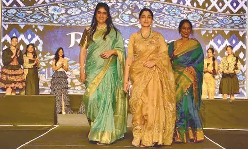 Primary focus should be on financial success: Khushbu