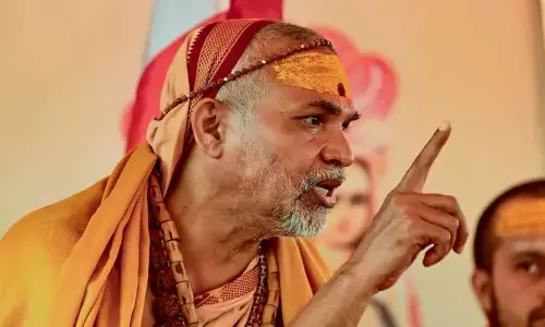 Magh Mela Dispute Escalates As Ayodhya Seer Bars Shankaracharya Pending Apology