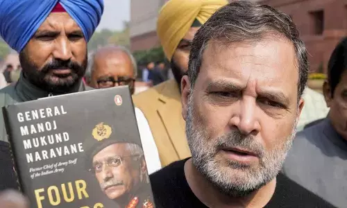 Rahul’s antics over Naravane’s book will not help Cong