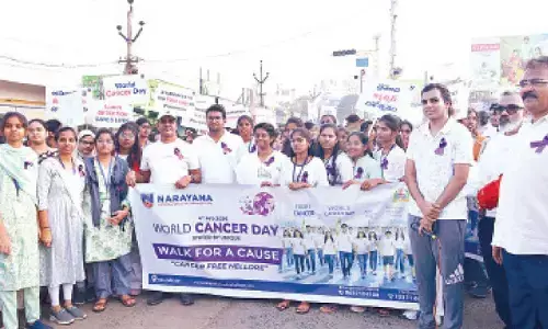 Narayana Hospital conducts cancer awareness rally