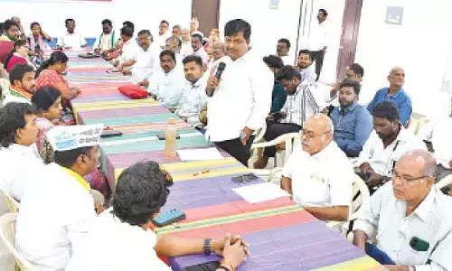 Round-table demands arrest of Mohan Babu, Vishnu