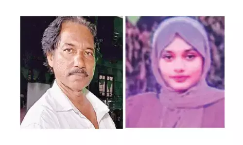 Father kills daughter as she tries to save uncle