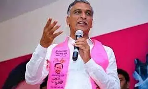 Harish pans Revanth for using ‘abusive’ language