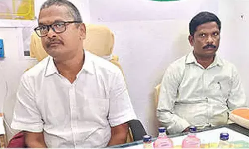 Atmakur municipal commissioner in ACB net