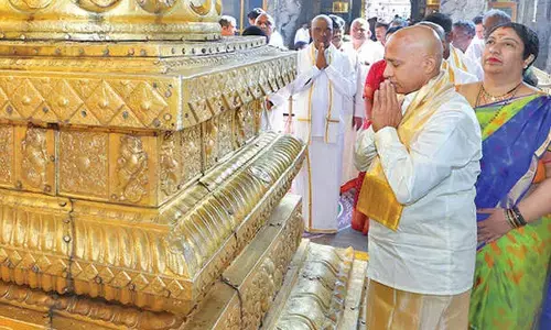 New TTD EO Ravichandra takes charge