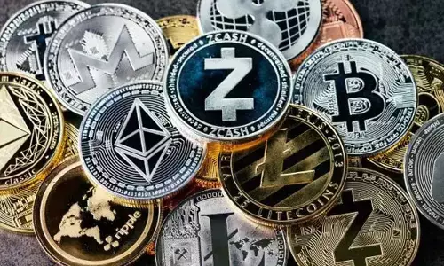 Bitcoin extends losses down 6%, due to weakness in tech stocks