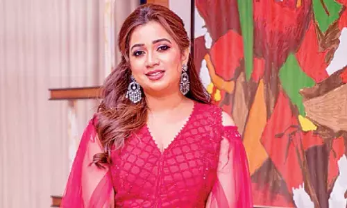 Shreya Ghoshal recalls her first meeting with Lata Mangeshkar on her death anniversary