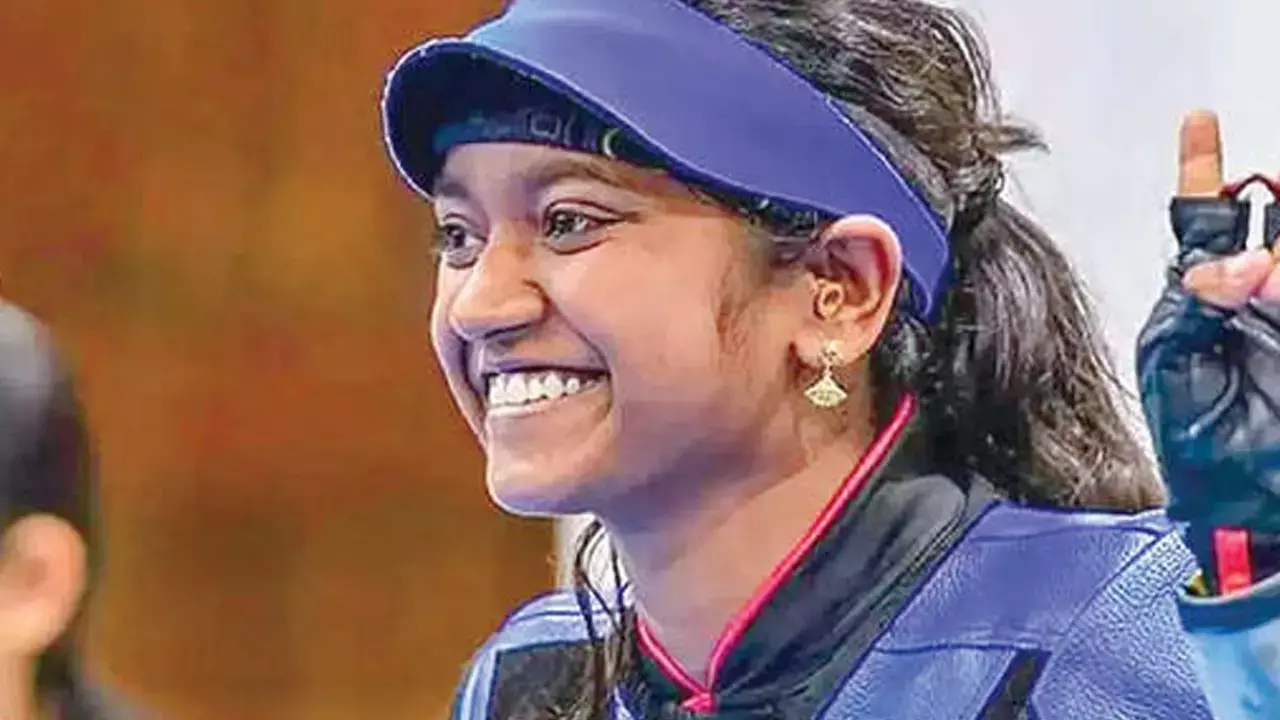 Elavenil wins air rifle gold; Shambhavi breaks jr record
