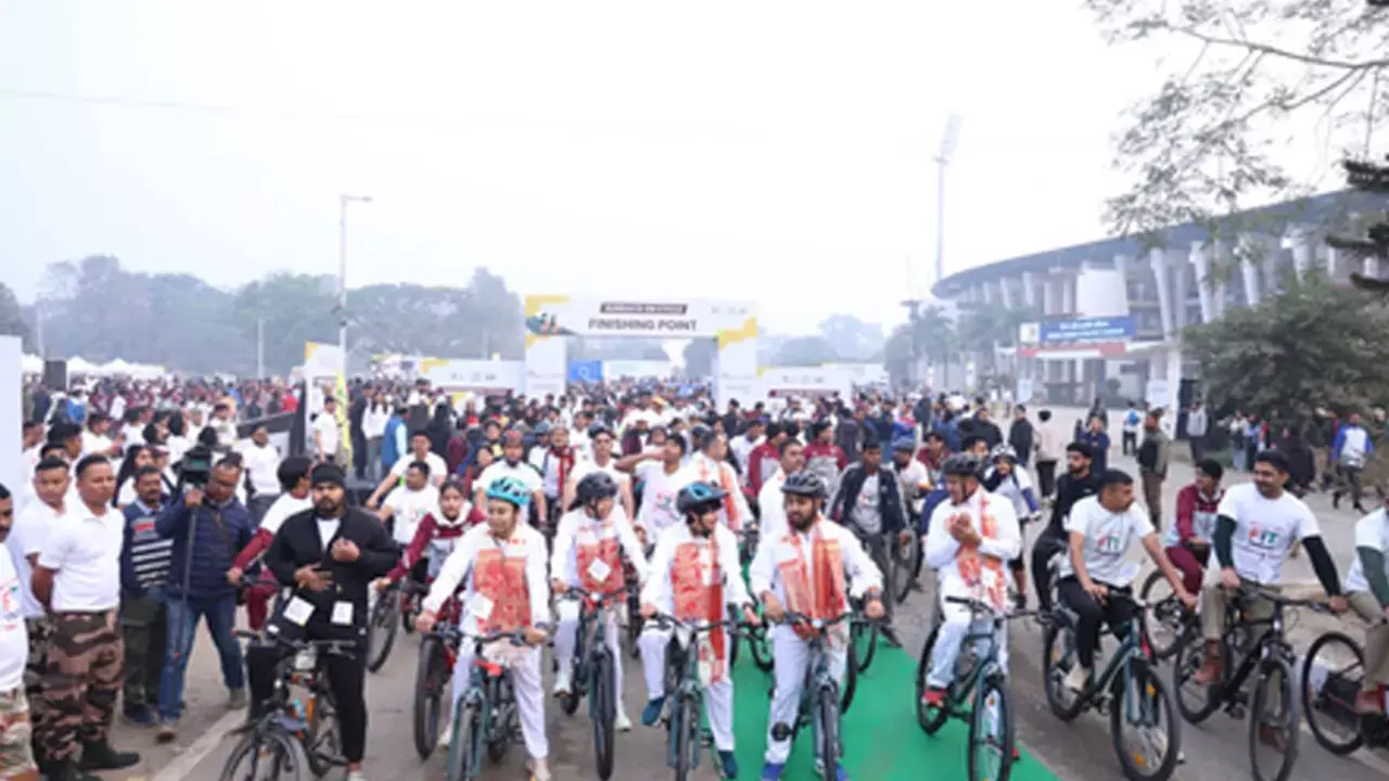 Olympians, sportspersons rally behind PM Modi’s Fit India Mission at special Sundays on Cycle event in Guwahati