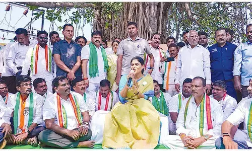 Sharmila slams BJP for killing MGNREGA, betraying poor