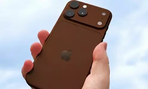 iPhone 18 Pro Max May Feature Region-Based Batteries, Leak Hints at Bigger Power Boost