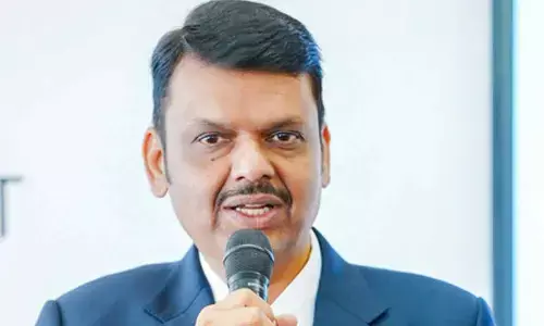 Govt to recruit 70,000 posts via new methodology: Maha CM