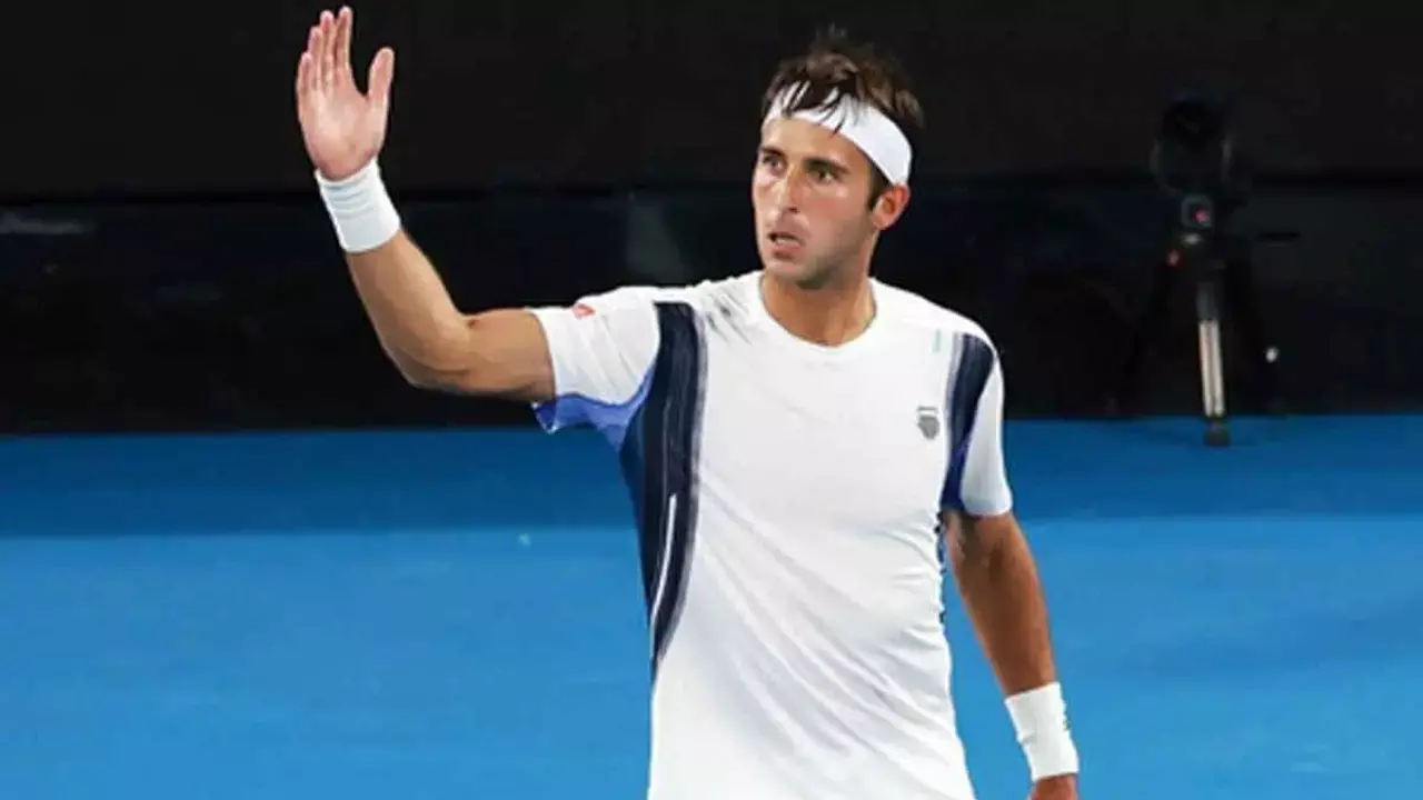 Etcheverry, Martinez advance at Argentina Open