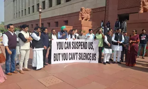 Oppn mulls no-trust vote against Speaker