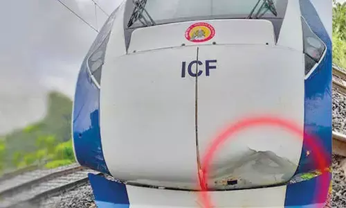 Minor killed after being hit by Vande Bharat Express