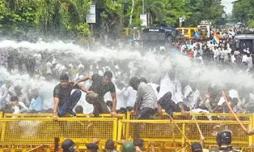 AAP leaders detained during protest over Bajwa’s remarks