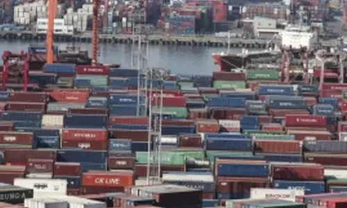 Exports of large S. Korean firms up 10 pc on semiconductor demand