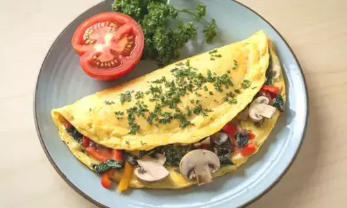 Protein-Packed Stuffed Omelette: A Quick, Healthy Breakfast Upgrade