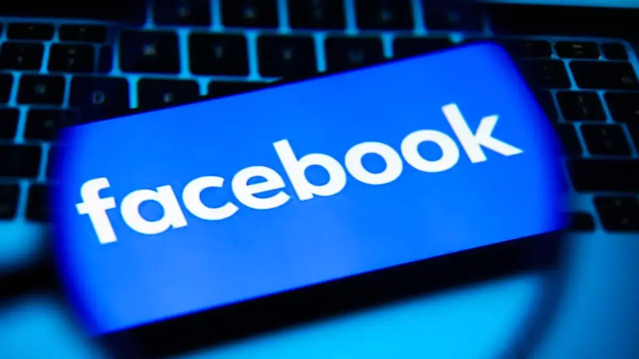 Facebook Adds AI-Powered Animated Profiles, Creative Backgrounds to Attract Young Users