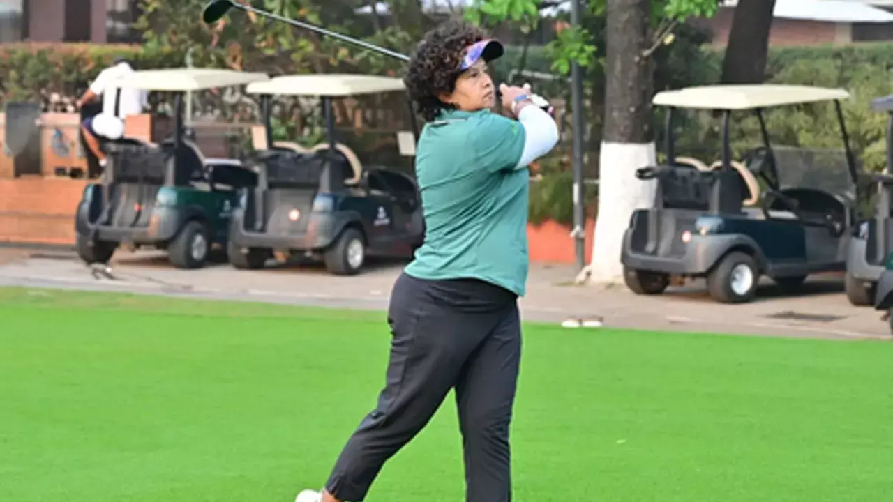 Paromita retains lead, Uma a stroke behind in BPGC Ladies Amateur Open