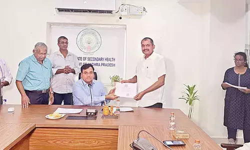 Subba Reddy wins APMC polls with huge majority