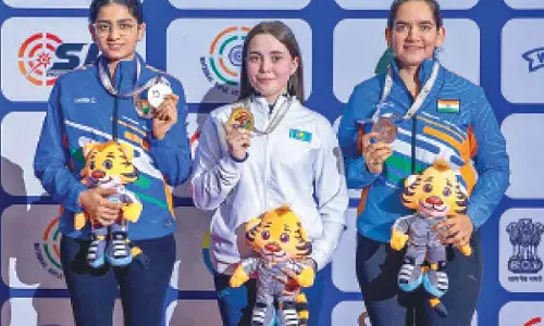 Asian Shooting C’ship: Aakriti wins silver, Anjum claims bronze