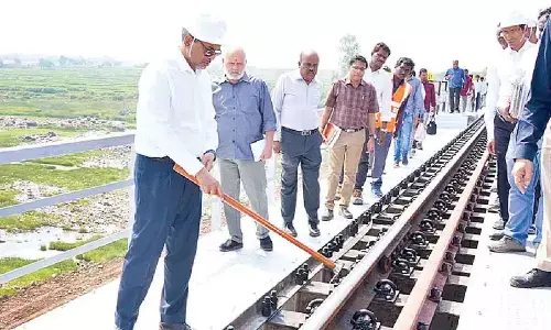 SCR GM inspects Dhone–Sec’bad section