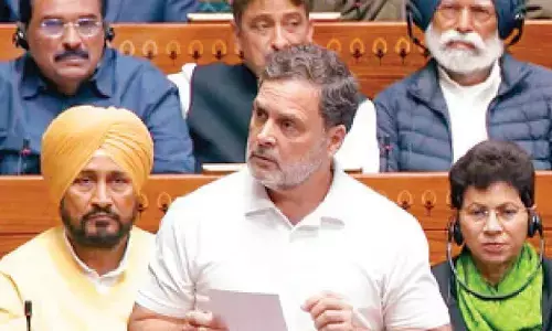 ‘Arent you ashamed of selling Bharat Mata?’: Rahul attacks Centre over US deal