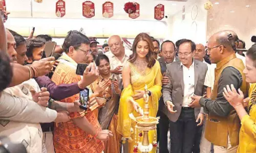 Vysyaraju Jewellers new showroom now at Somajiguda