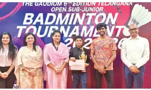 Satwik Reddy inspires young shuttlers