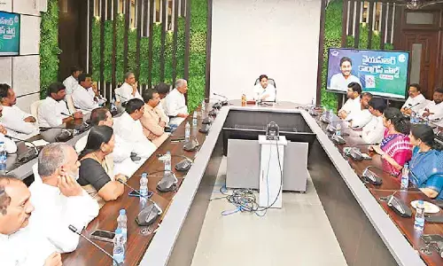 Jagan alleges voice suppression in Assembly